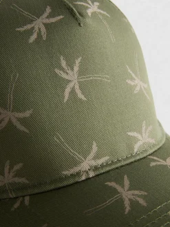 Gorra con estampado de vehículos