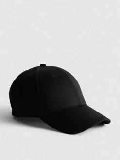 Gorra de béisbol con bloques de color