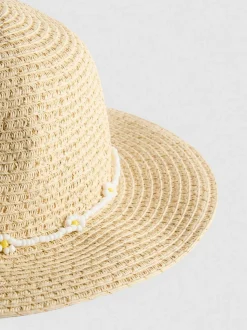 Gorro tejido con cuentas