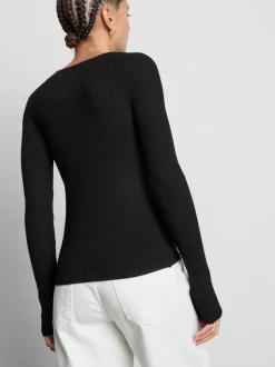 Jersey canalé de cuello en pico