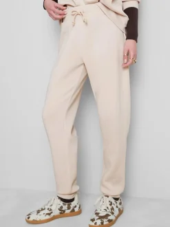 Joggers ceñidos con bajos ajustados