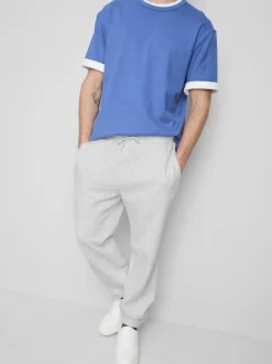 Joggers con cinturilla elástica y bajos ajustados