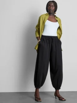 Joggers estilo harén con mucho algodón estampados