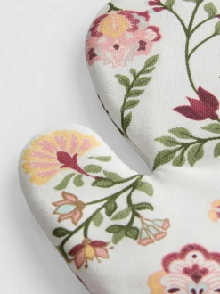 Manopla para horno con flores