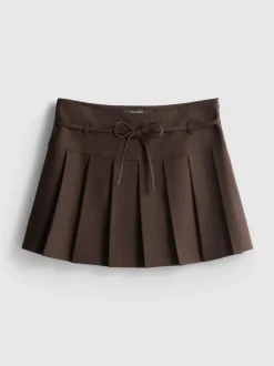 Minifalda plisada con cinturón
