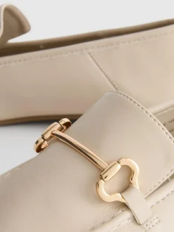 Mocasines con detalle de bocado de caballo