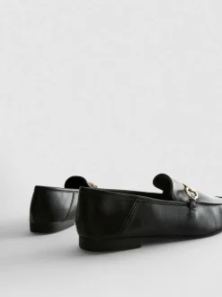 Mocasines con detalle de bocado de caballo