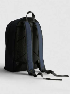 Mochila con bolsillo con cremallera