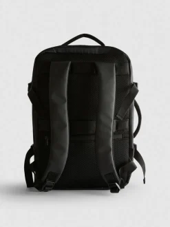 Mochila de viaje con compartimento al vacío
