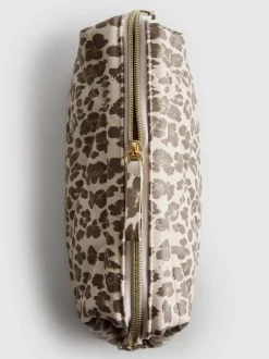 Neceser de piel sintética con estampado de leopardo