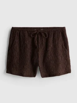 Pantalón corto fruncido con cordón de ajuste