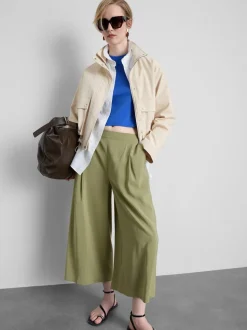 Pantalones anchos tipo culotte de talle medio