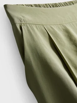 Pantalones anchos tipo culotte de talle medio