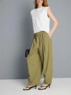 Pantalones bombachos con pinzas de tacto suave