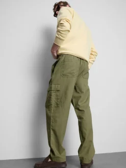 Pantalones cargo con cordón de ajuste