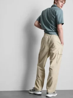 Pantalones cargo con cordón de ajuste