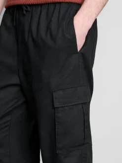 Pantalones cargo con cordón de ajuste