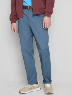 Pantalones chinos entallados