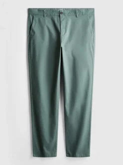 Pantalones chinos entallados