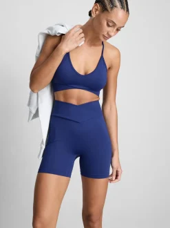 Pantalones cortos deportivos cruzados sin costuras