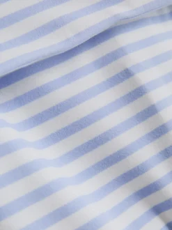 Pantalones cortos deportivos a rayas