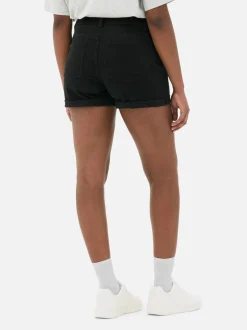 Pantalones cortos vaqueros con bajos vueltos