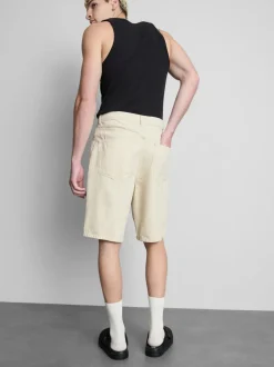 Pantalones cortos vaqueros de corte holgado