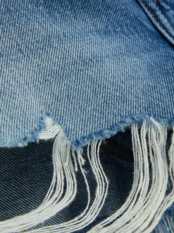 Pantalones cortos vaqueros rasgados