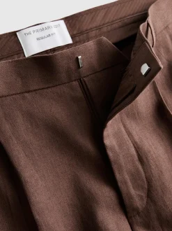 Pantalones de traje en mezcla de lino de The Edit