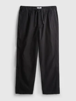 Pantalones texturizados con cordón de ajuste