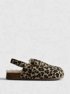 Pantuflas con estampado de leopardo y tira trasera