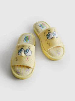 Pantuflas destalonadas de Bob Esponja
