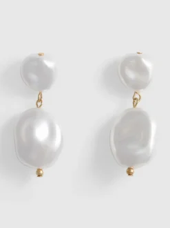 Pendientes largos de perlas sintéticas