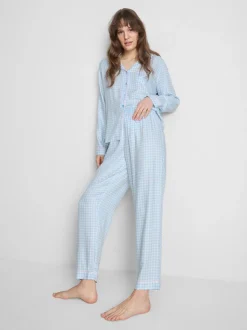 Pijama de sarga de estilo boyfriend