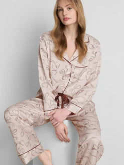 Pijama de satén estampado de corte boyfriend