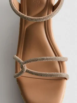 Sandalias de cuña de horma ancha con strass