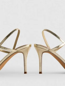 Sandalias de tacón de diseño minimalista
