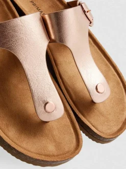 Sandalias de tiras con hebilla