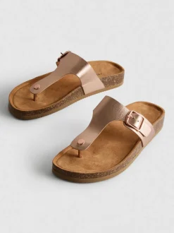 Sandalias de tiras con hebilla