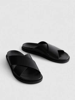 Sandalias de tiras cruzadas