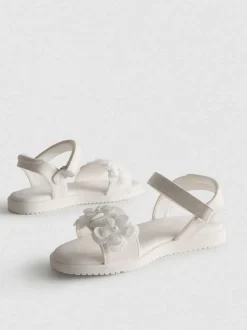 Sandalias para ocasiones con flores de tul