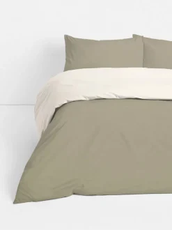 Set de cama reversible con sábana bajera