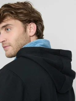 Sudadera básica con capucha