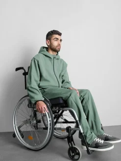 Sudadera con capucha y cremallera Adaptive