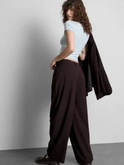 The Primark Scene | Pantalones de raya diplomática