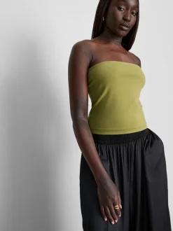 Top bandeau con alto porcentaje de algodón