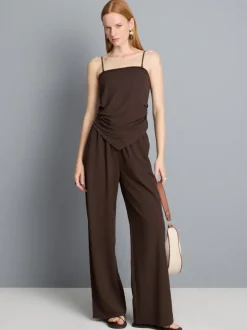 Top bandeau con bajo tipo pañuelo