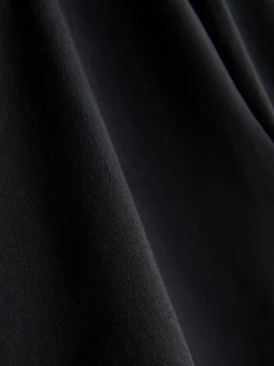Top corto extrasuave con escote amplio