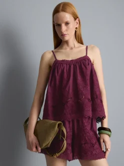 Top de tirantes de algodón con bordado floral