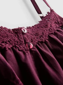 Top de tirantes de algodón con bordado floral